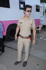 Aamir Ali at FIR on location in esselworld, Mumbai on 16th Nov 2012 (233).JPG